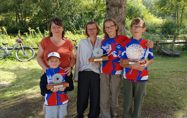 Remise de trophée à nos jeunes de la section compétition